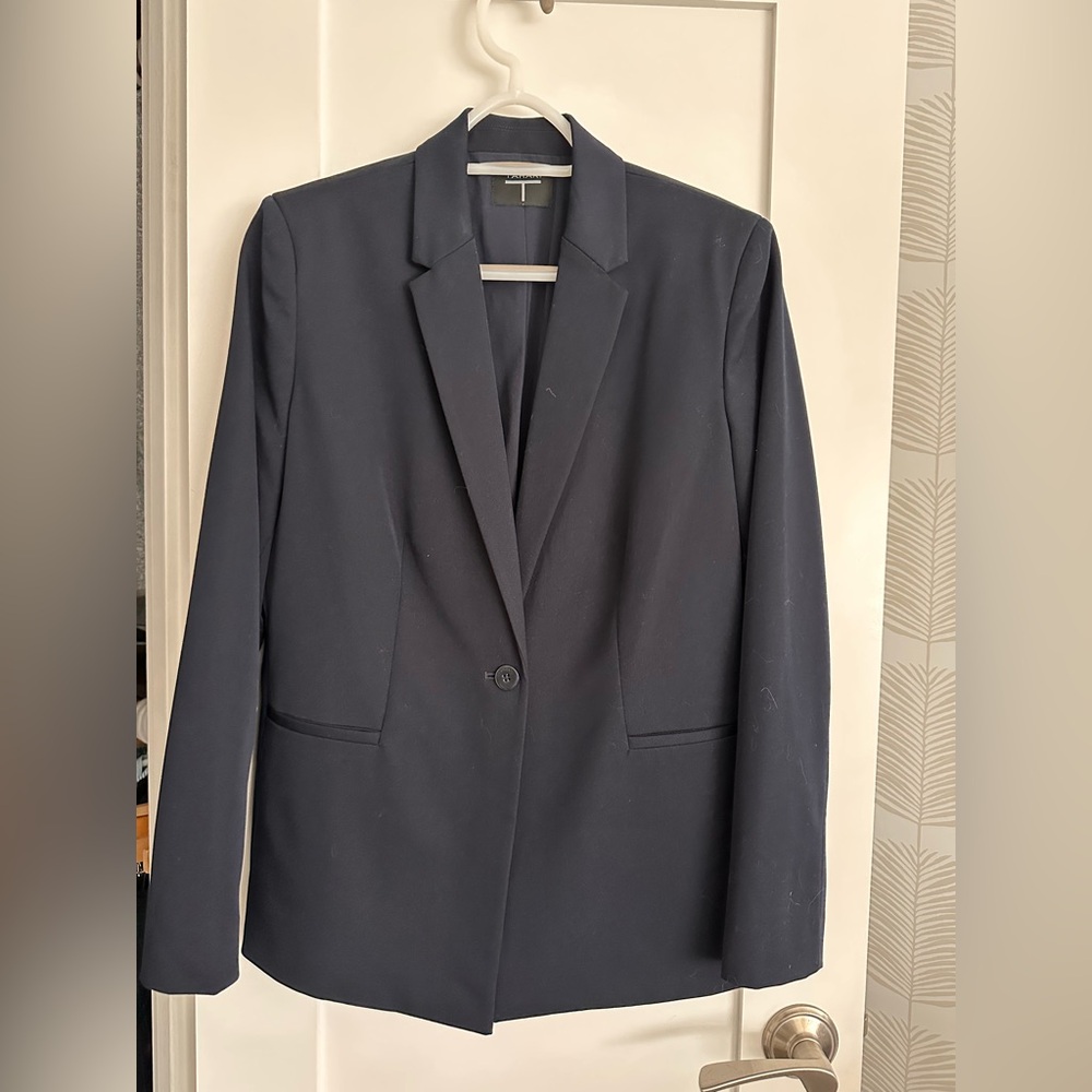 Tahari Dark Blue Blazer NWT